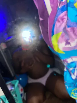 OnlyFans cuenta shortiitreats header 2