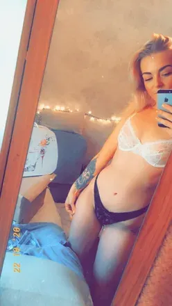 OnlyFans cuenta littledolly98 avatar 1