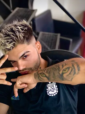 OnlyFans cuenta tigers-eyes77 header 2