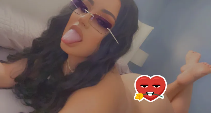 OnlyFans cuenta curlybabe12 header 2