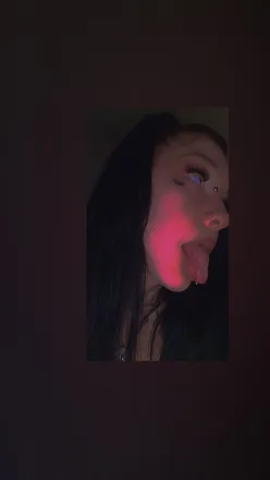 OnlyFans cuenta deadcutie header 2