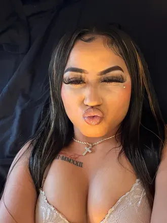 OnlyFans account  theyluvicelyn avatar 1