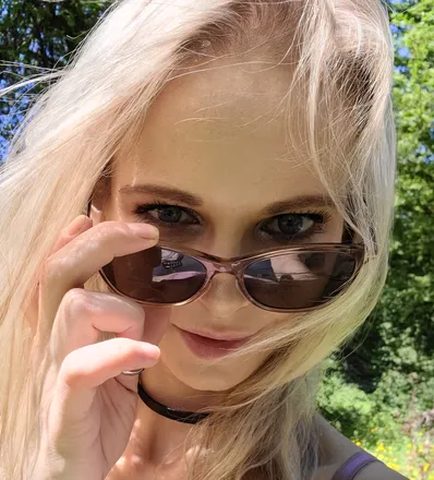 OnlyFans cuenta sapphirefoxx7 header 2