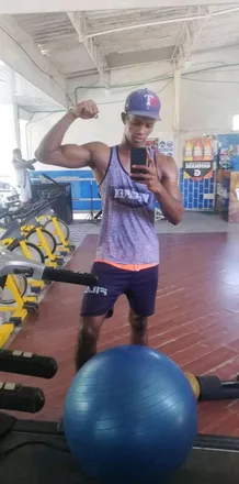 OnlyFans cuenta athleticbigcock header 2
