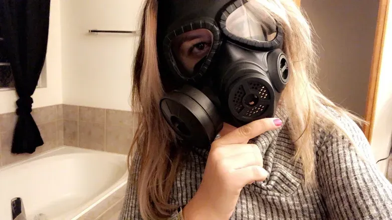 OnlyFans account  gasmaskqueenn avatar 1