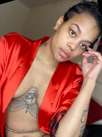 OnlyFans cuenta treatsbymsbeauty avatar 1