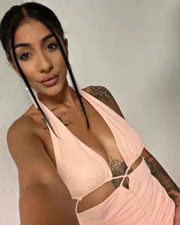 OnlyFans cuenta larisa3001 header 2
