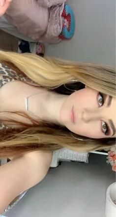OnlyFans cuenta lizloves18 header 2