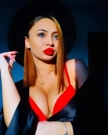 OnlyFans cuenta playfulbae_sarah avatar 1
