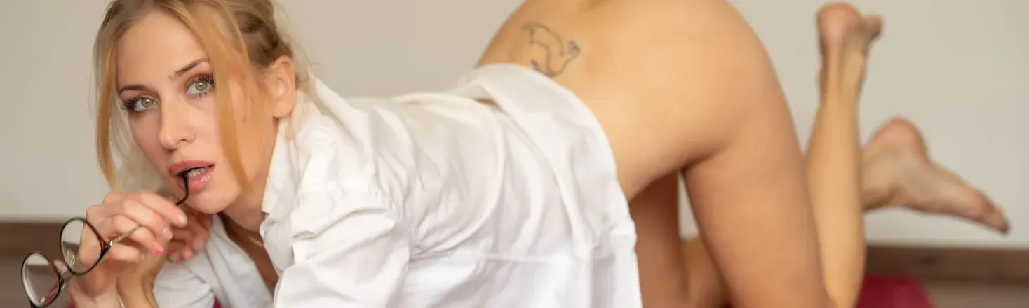 OnlyFans cuenta alotofcreme header 2