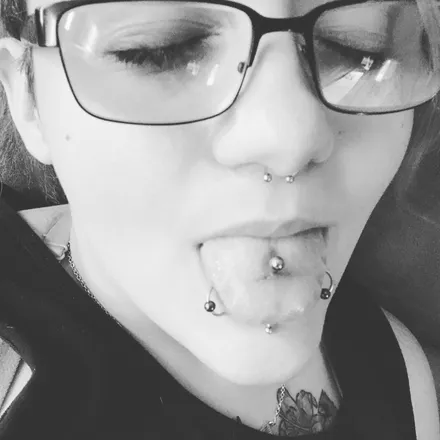 OnlyFans cuenta averymaequeen header 2