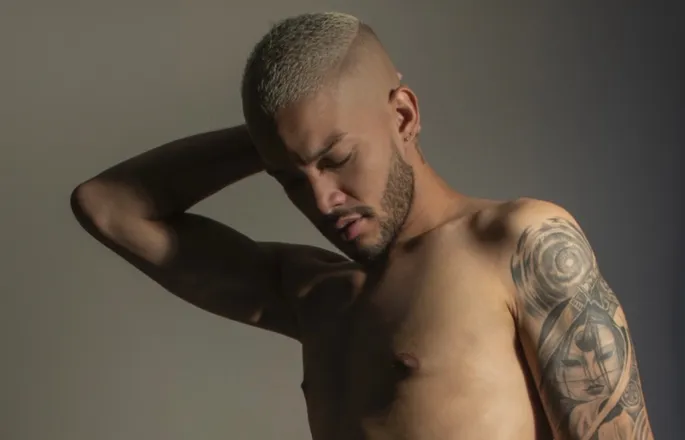 OnlyFans cuenta jhonnique header 2