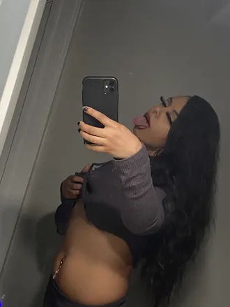 OnlyFans cuenta wynterw header 2
