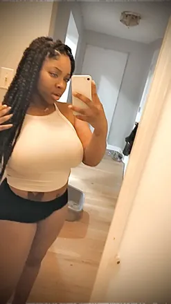 OnlyFans cuenta frecklefacefreak21 header 2