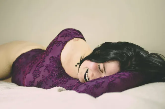 OnlyFans cuenta undercovergothgirl header 2