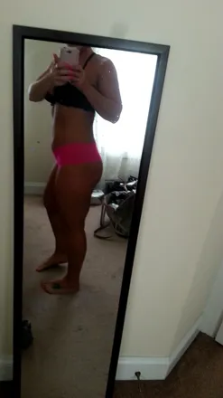 OnlyFans account  mommyinpink header 2