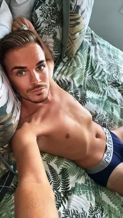 OnlyFans account  u114150967 header 2