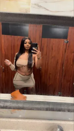 OnlyFans cuenta krystalklearr header 2