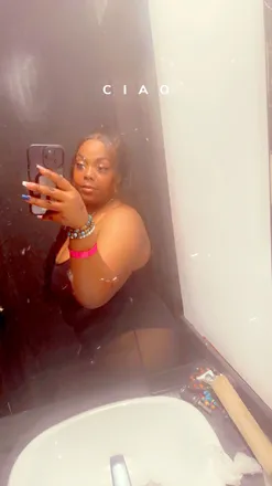 OnlyFans cuenta smuttyt header 2