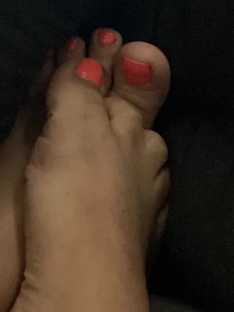 OnlyFans account  queenredd704 header 2