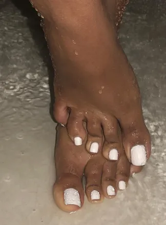 OnlyFans cuenta ultimatefootfetish header 2