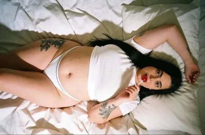 OnlyFans cuenta bellaapaigexo header 2
