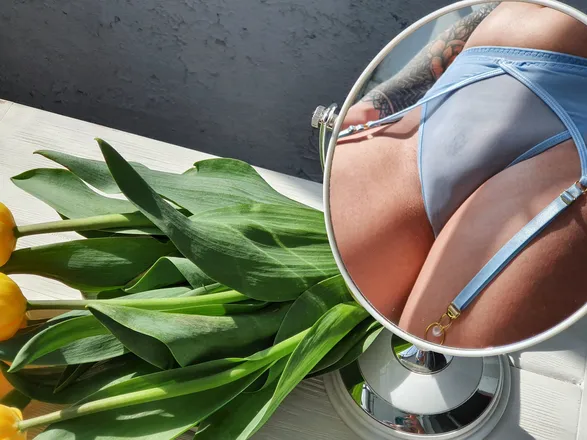 OnlyFans cuenta kira.rainbow header 2