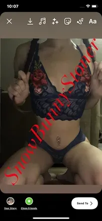 OnlyFans cuenta snowbunnystoner.cfl avatar 1