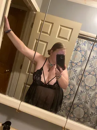OnlyFans cuenta liah_hope header 2