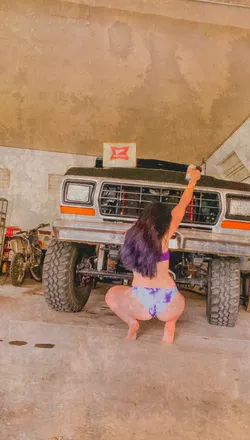 OnlyFans cuenta lilhippie.x header 2