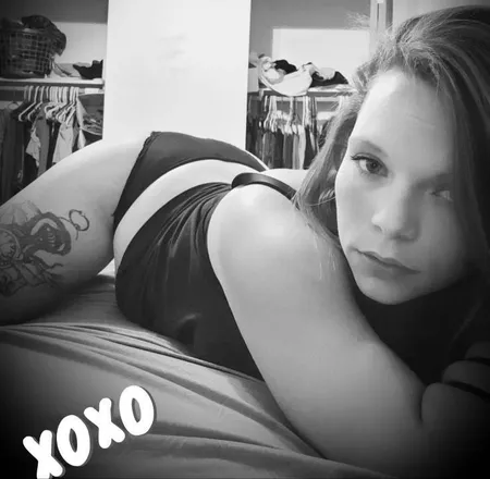 OnlyFans account  swisher.sweet.kiss header 2