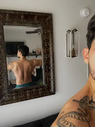 OnlyFans cuenta ambrose_suave header 2