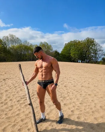 OnlyFans cuenta oliverafterdark header 2