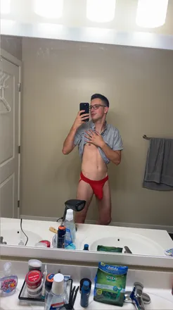 OnlyFans cuenta tylerjones2122official header 2