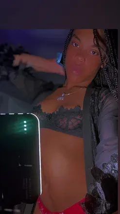 OnlyFans cuenta justarealassbitch avatar 1