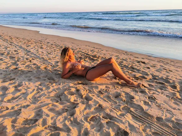 OnlyFans account  claudia-travesti header 2