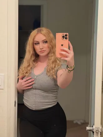 OnlyFans cuenta anissaaklas header 2