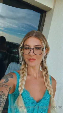 OnlyFans cuenta beccabiden avatar 1