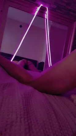 OnlyFans cuenta queenb200690 header 2