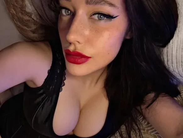 OnlyFans cuenta kattt.vln avatar 1