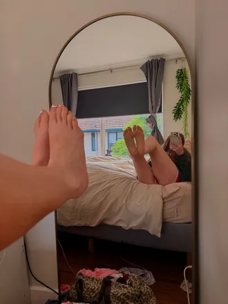 OnlyFans cuenta princessvalarie header 2