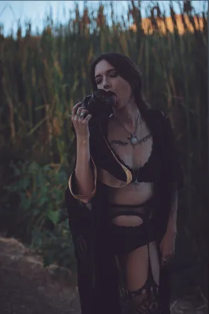 OnlyFans cuenta lilyhalen header 2