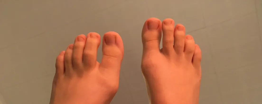 OnlyFans account  feetpictures42 header 2