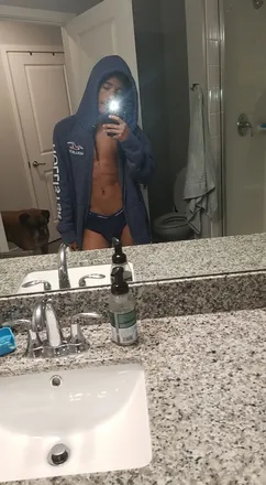 OnlyFans cuenta tyeistheguy header 2