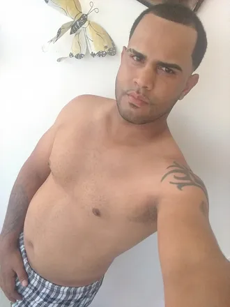 OnlyFans cuenta hector.abreu header 2