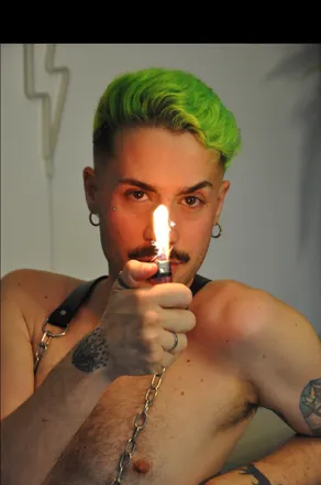 OnlyFans account  omeninoveneno header 2