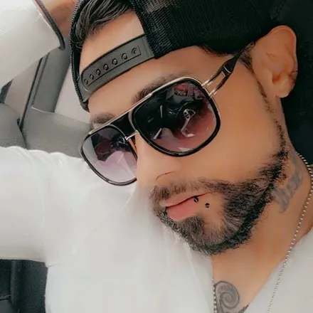 OnlyFans account  reminyce header 2