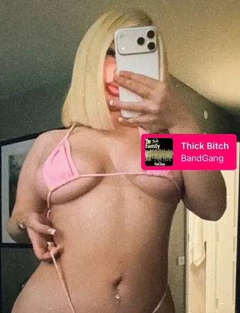 OnlyFans of snowbunnycole
