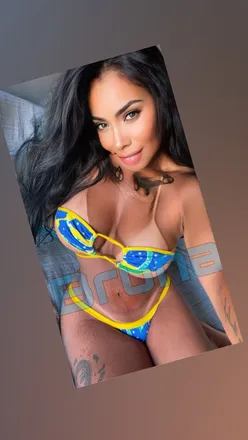 OnlyFans cuenta brunette_oficial header 2