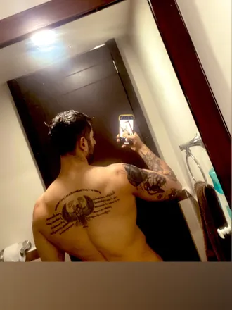 OnlyFans cuenta acechinchilla header 2